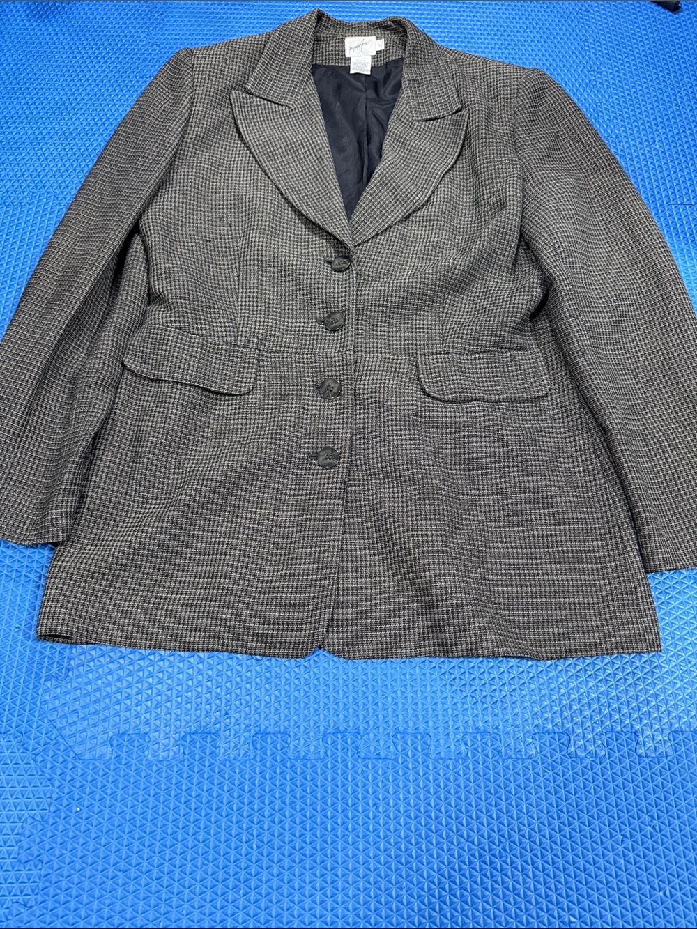 Jacqueline Ferrar Houndstooth Blazer in Charcoal and Black